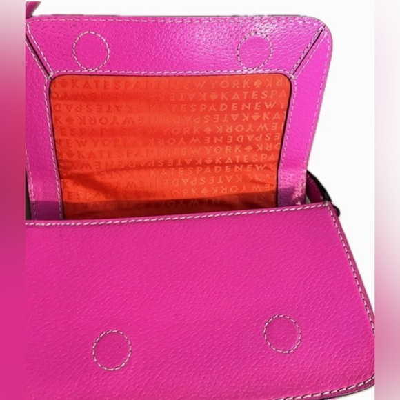 Kate Spade Wellesley Small Fynn leather crossbody. Like New. - Picture 2 of 3